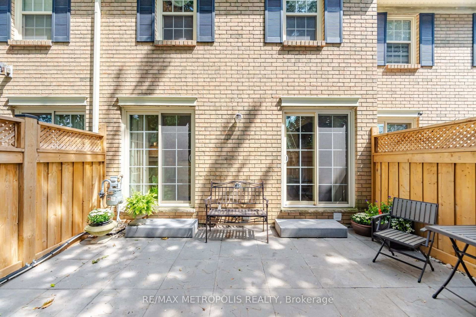 2390 Woodward Avenue • #8 • Burlington, ON photo 24