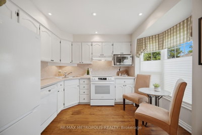 2390 Woodward Avenue • #8 • Burlington, ON photo 5