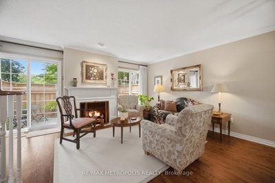 2390 Woodward Avenue • #8 • Burlington, ON photo 8
