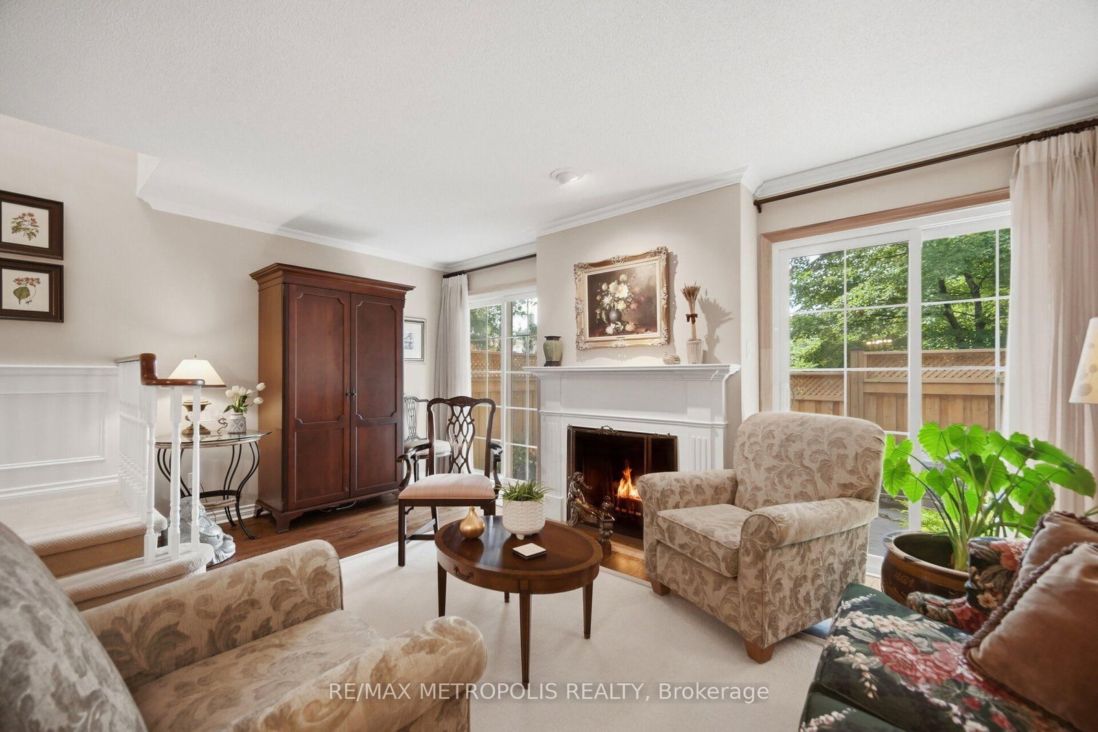 2390 Woodward Avenue • #8 • Burlington, ON photo 9