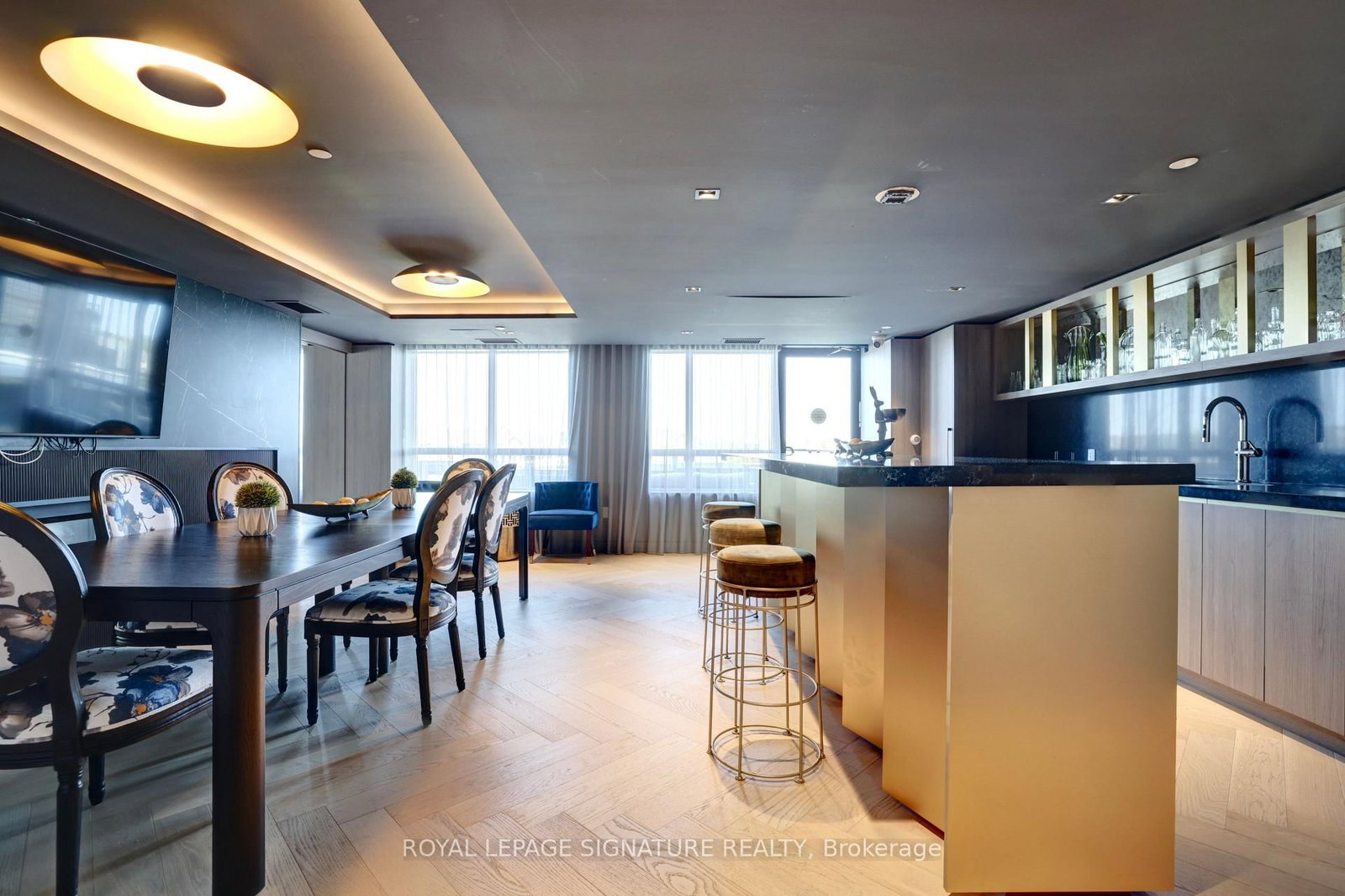 395 Dundas Street W • #PH15 • Oakville, ON photo 23