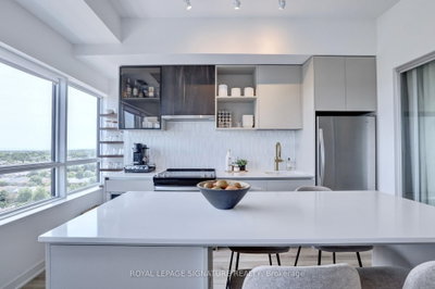 395 Dundas Street W • #PH15 • Oakville, ON photo 4