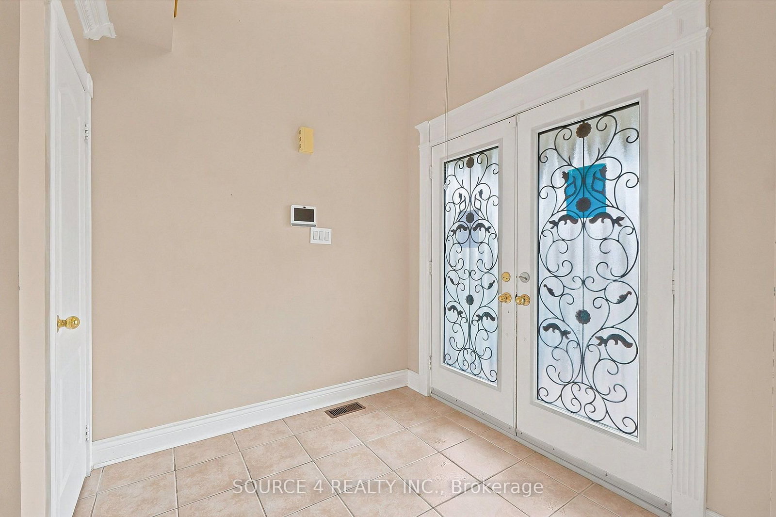 6 Foxmere Road • Brampton, ON photo 5
