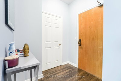 220 Forum Drive • #102 • Mississauga, ON photo 6