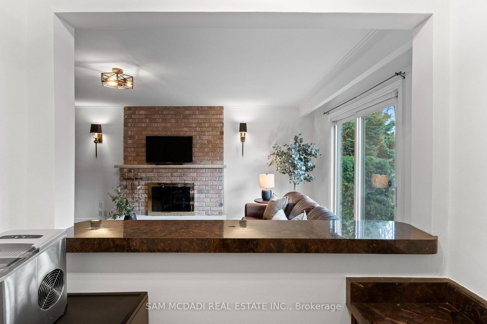 1653 Sherwood Forrest Circle • Mississauga, ON photo 15