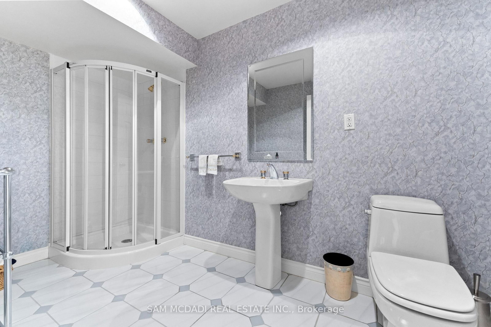1653 Sherwood Forrest Circle • Mississauga, ON photo 40