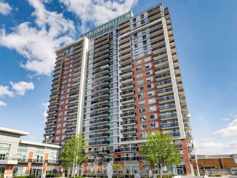 225 - 215 QUEEN Street E