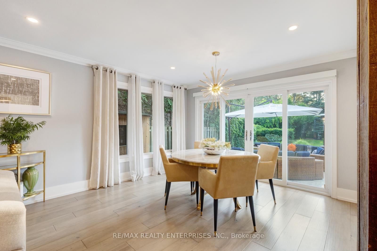 807 Indian Road • Mississauga, ON photo 18