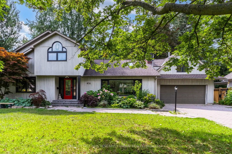876 Parkland Avenue