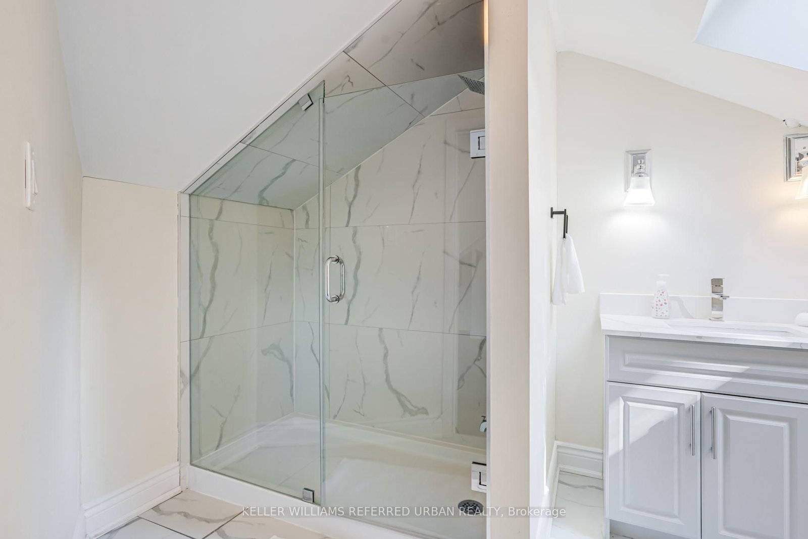 876 Parkland Avenue • Mississauga, ON photo 30