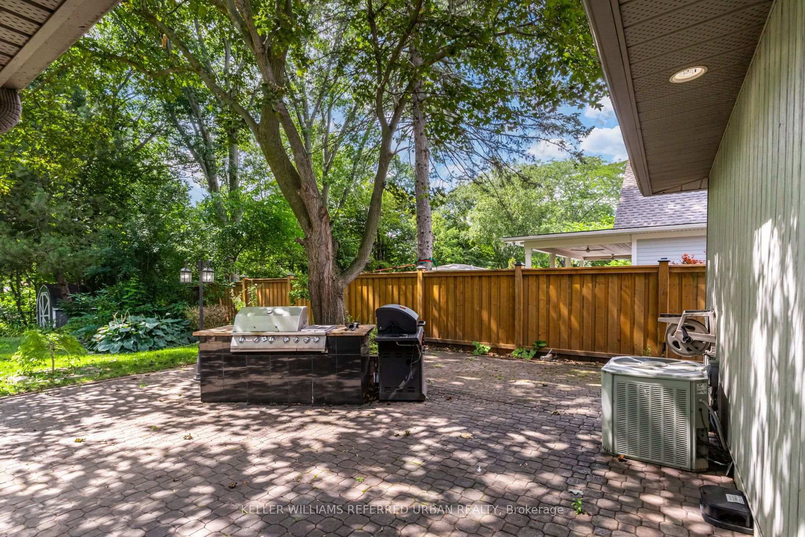 876 Parkland Avenue • Mississauga, ON photo 37