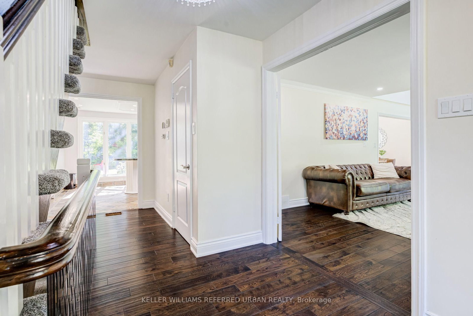 876 Parkland Avenue • Mississauga, ON photo 4