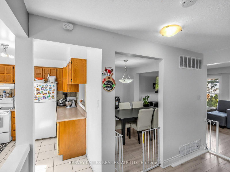 333 Meadows Mississauga,ON L4Z 1G9 — Photo 18