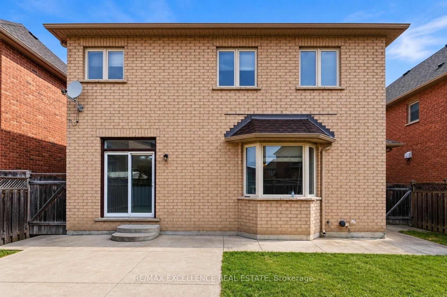 21 Castle Mountain Drive • Brampton, ON photo 40