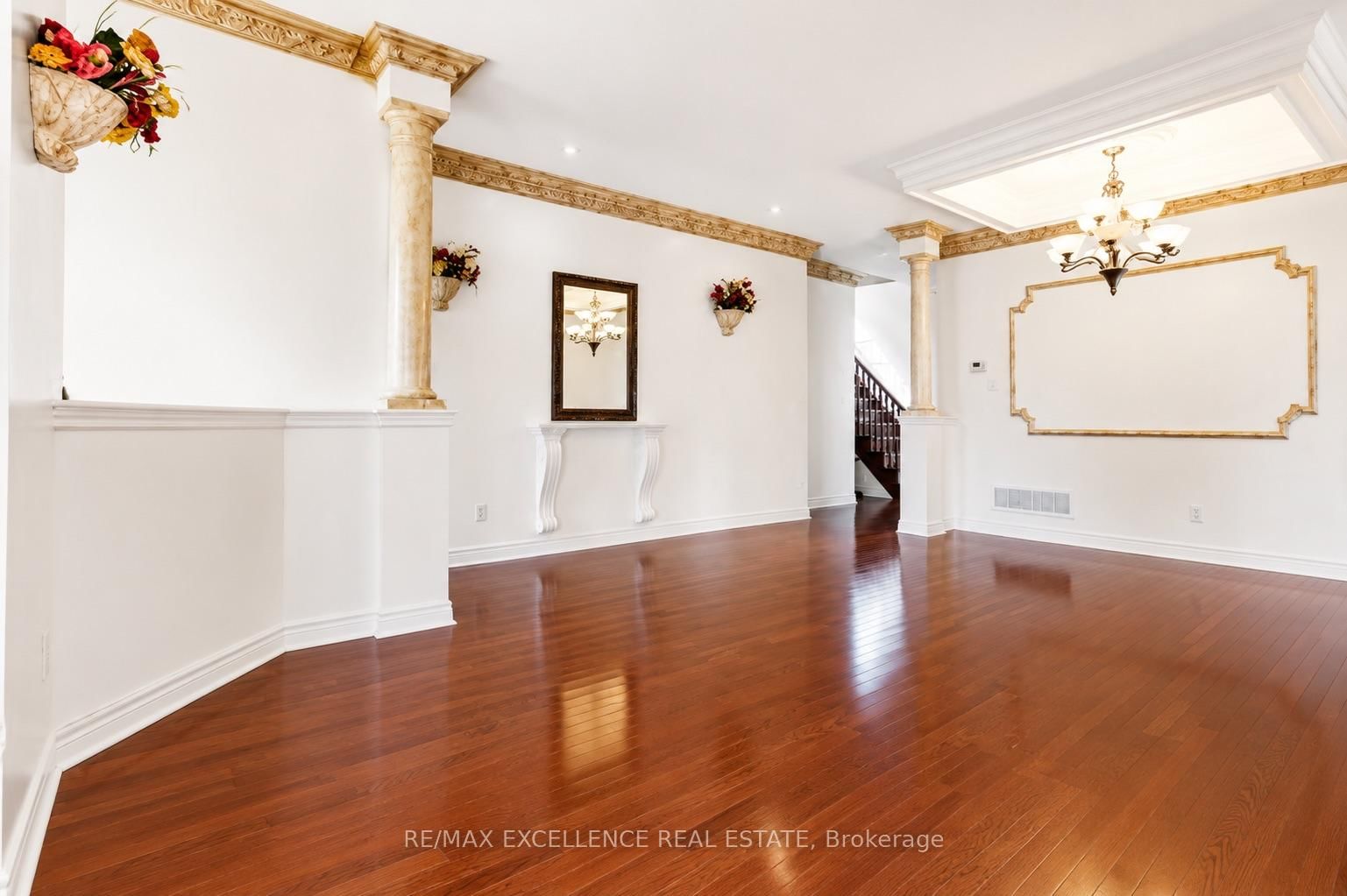 21 Castle Mountain Drive • Brampton, ON photo 8