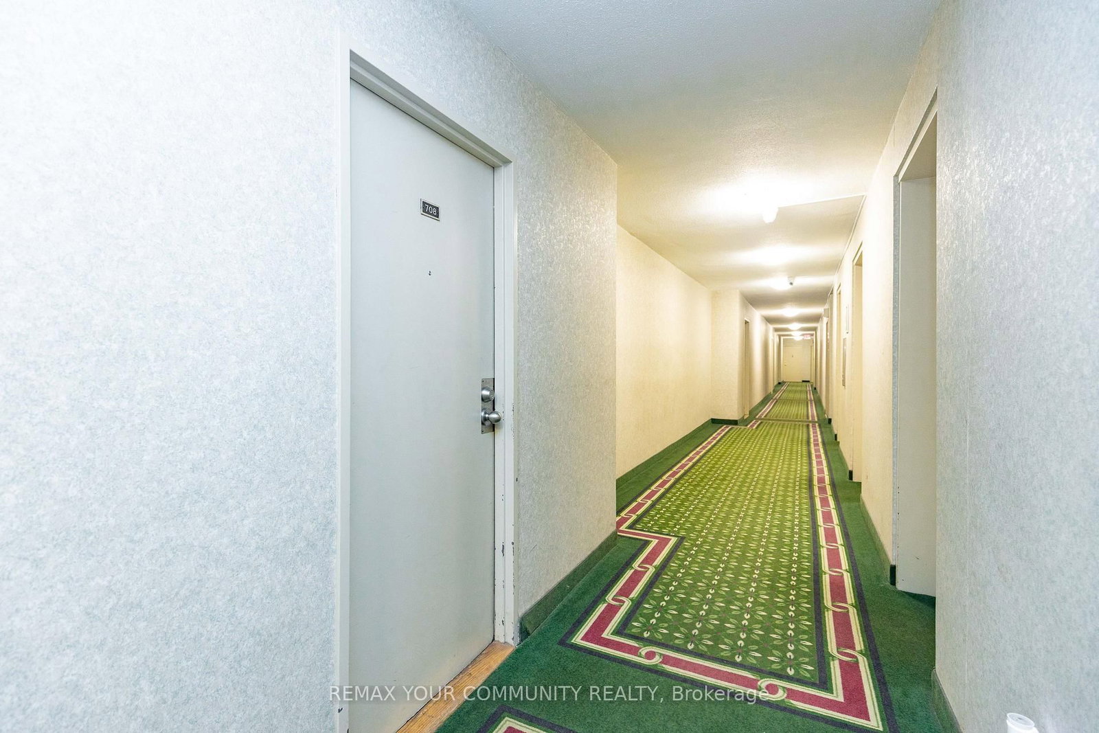 85 Emmett Avenue • #708 • Toronto, ON photo 3