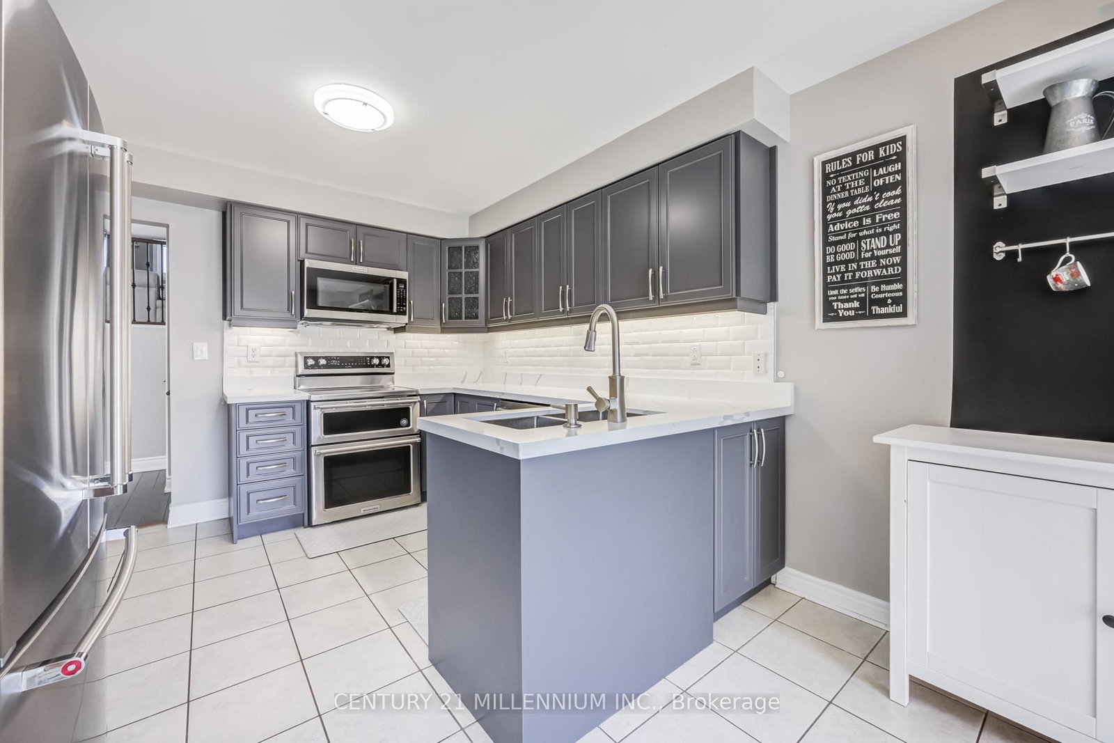 7 Bramoak Crescent • Brampton, ON photo 12