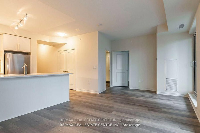 1401 - 39 Annie Craig Drive