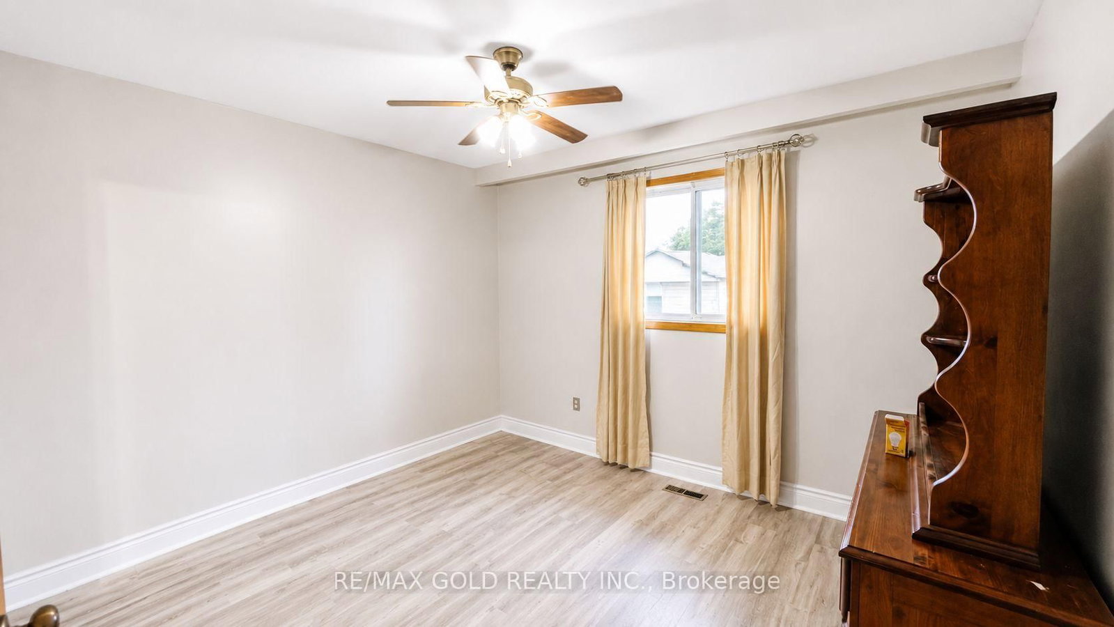 7383 Manion Road • Mississauga, ON photo 10