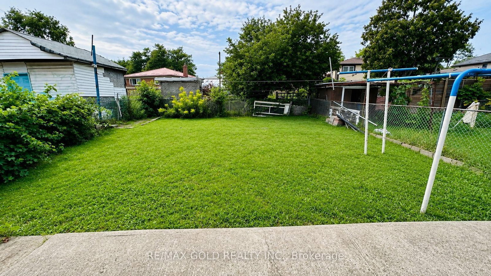 7383 Manion Road • Mississauga, ON photo 23