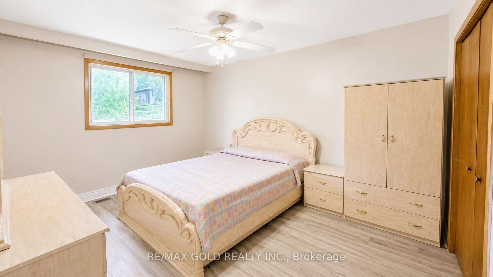 7383 Manion Road • Mississauga, ON photo 9