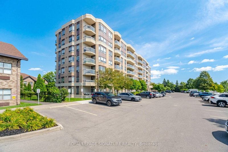 313 - 300 Ray Lawson Boulevard
