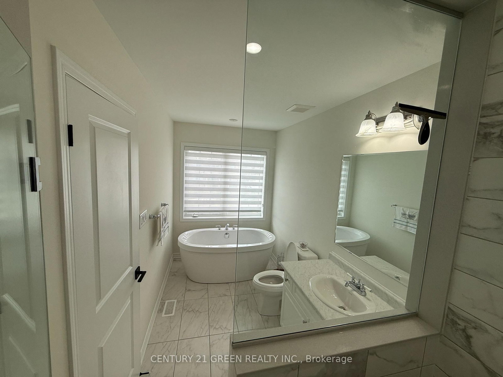 415 Remembrance Road • Brampton, ON photo 16