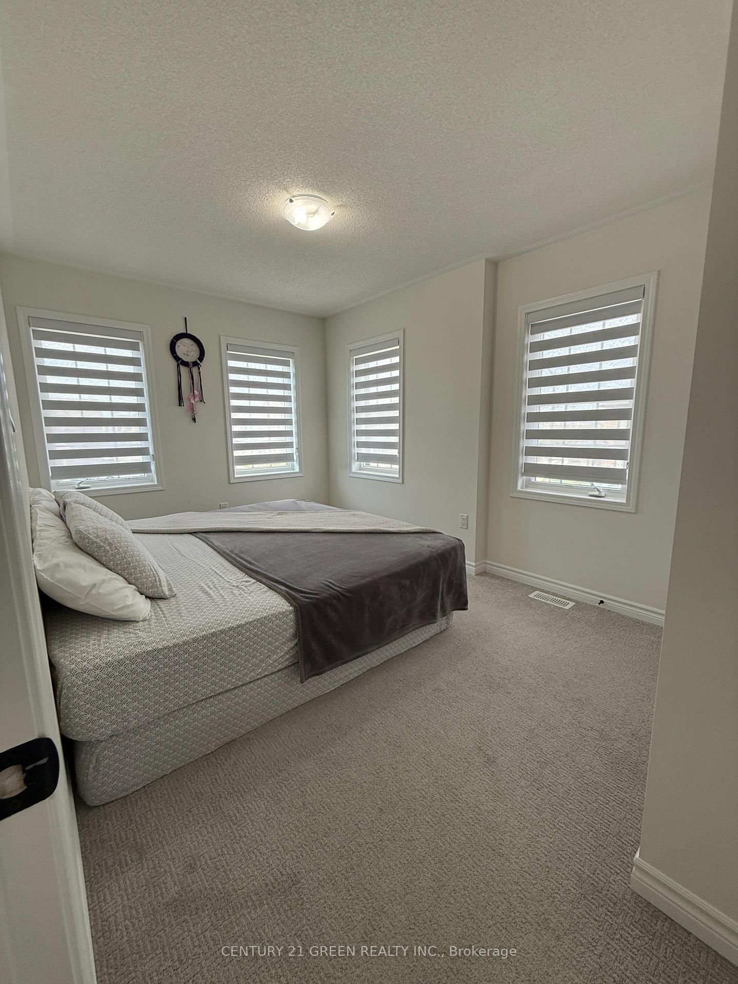 415 Remembrance Road • Brampton, ON photo 24