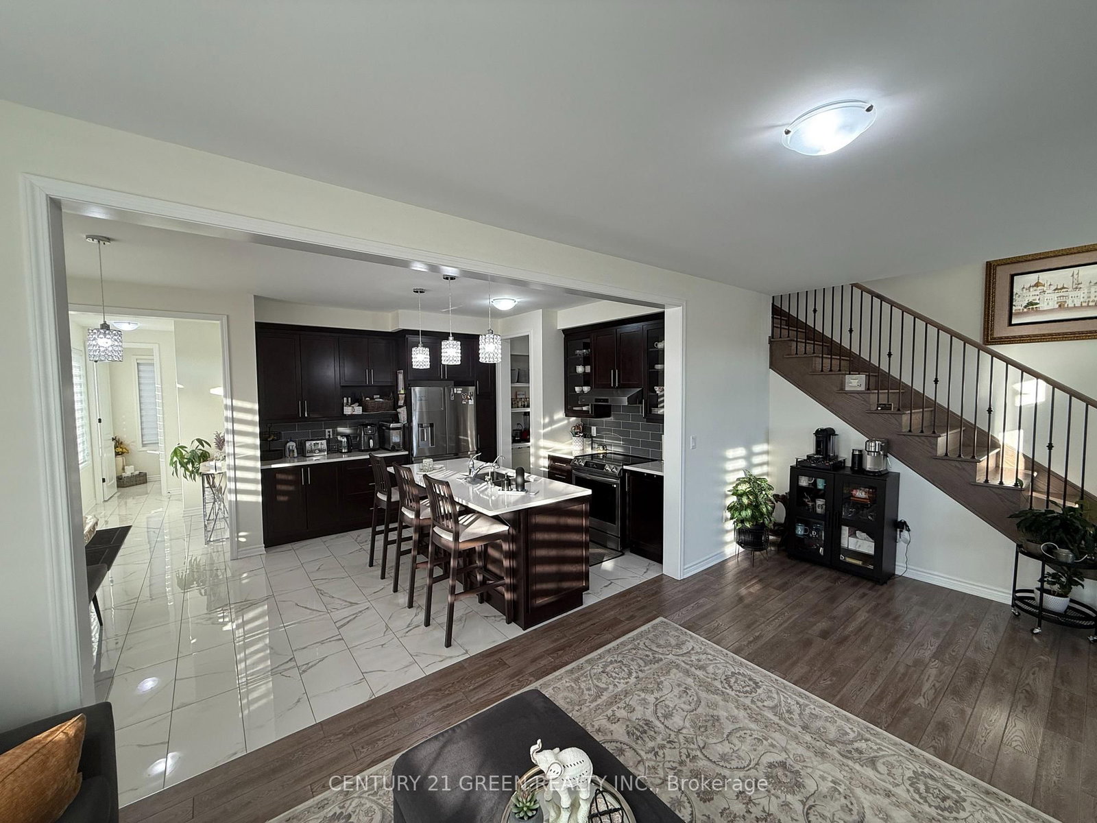 415 Remembrance Road • Brampton, ON photo 3