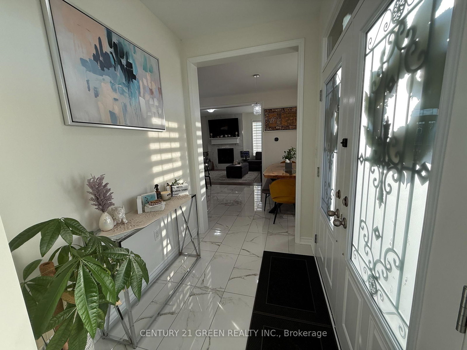 415 Remembrance Road • Brampton, ON photo 4