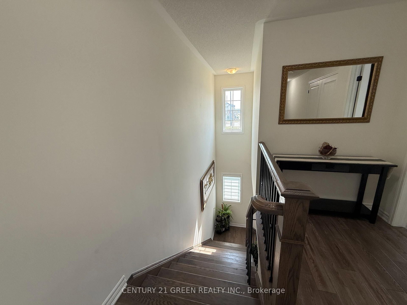 415 Remembrance Road • Brampton, ON photo 9