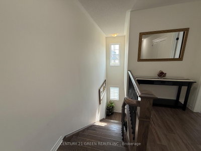 415 Remembrance Road • Brampton, ON photo 9