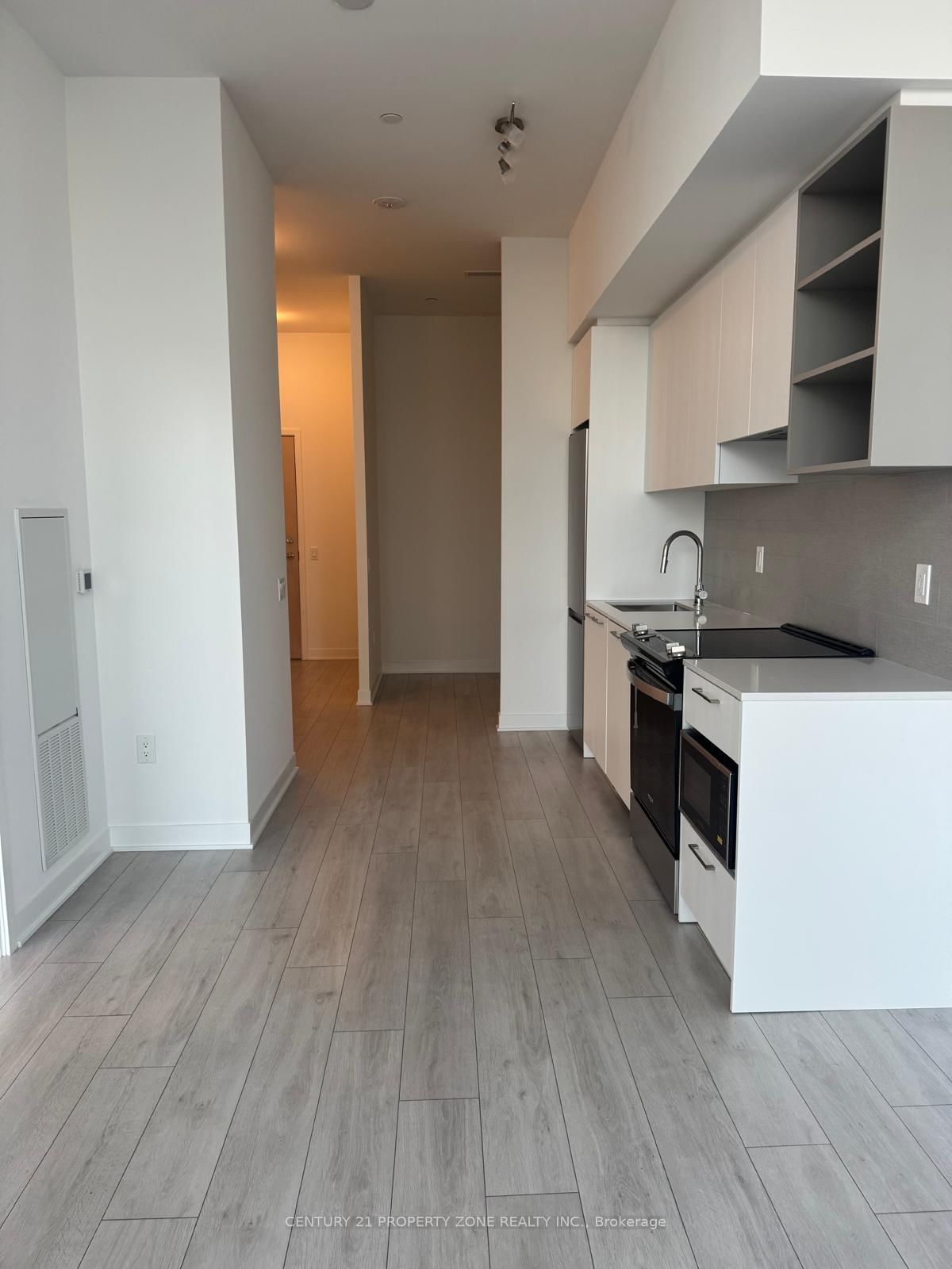 2612 - 260 Malta Avenue, Brampton 5