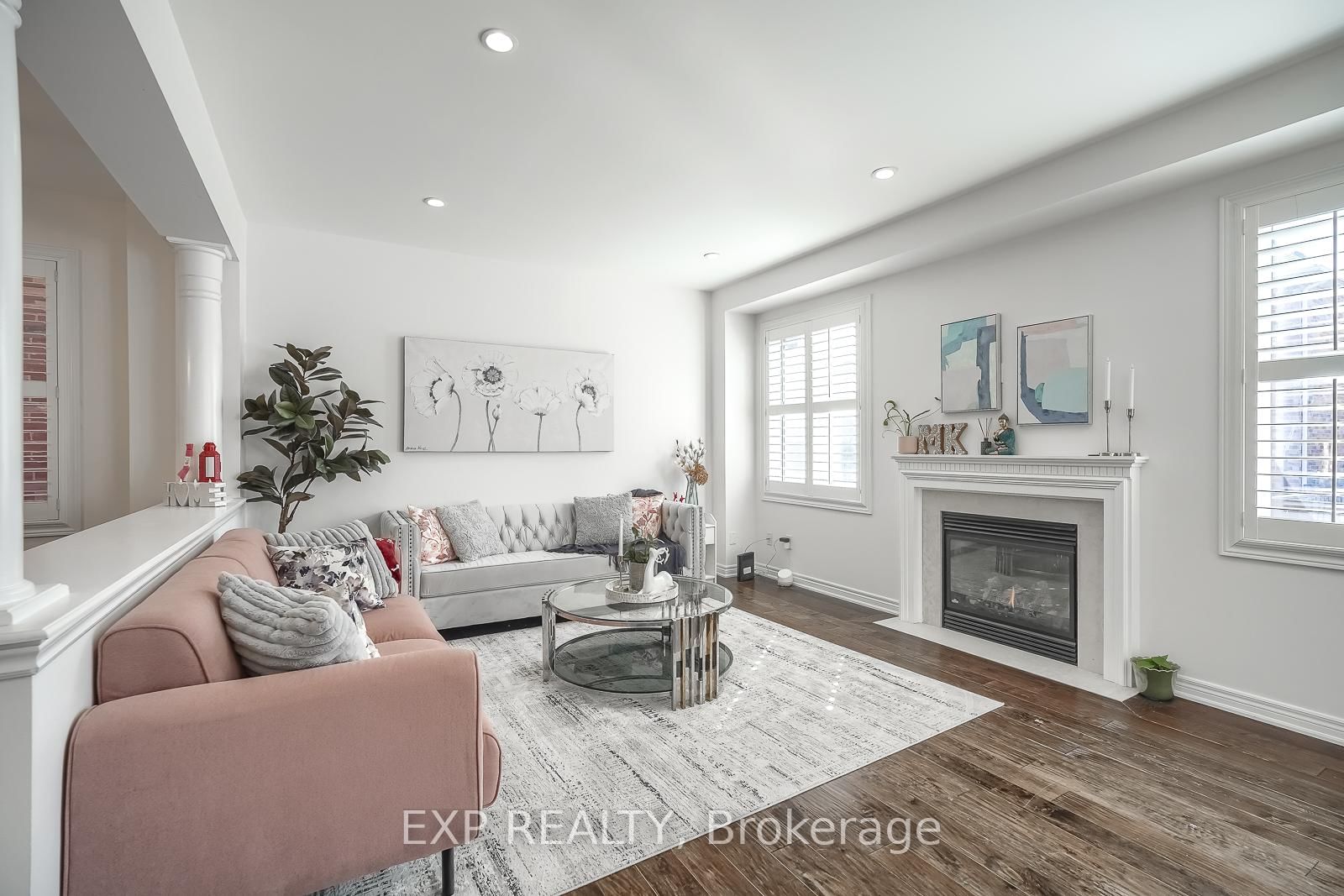 3346 Terra Cotta Lane • Burlington, ON photo 6