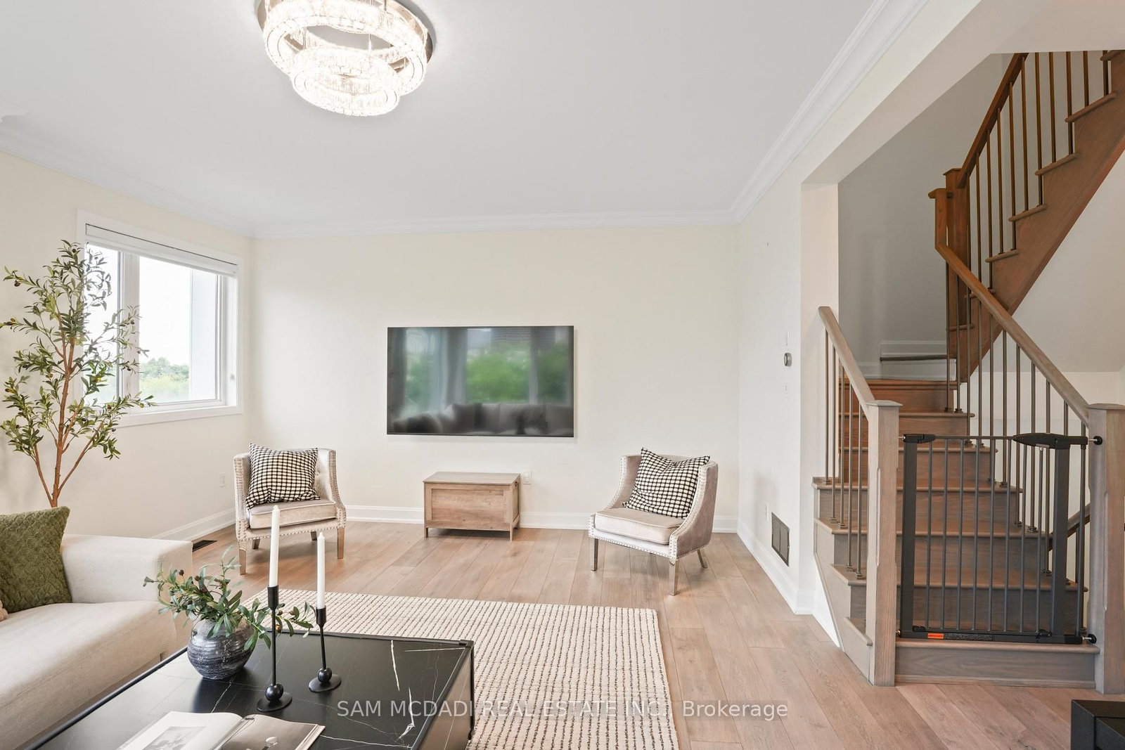 3006 Creekshore Common • #34 • Oakville, ON photo 4
