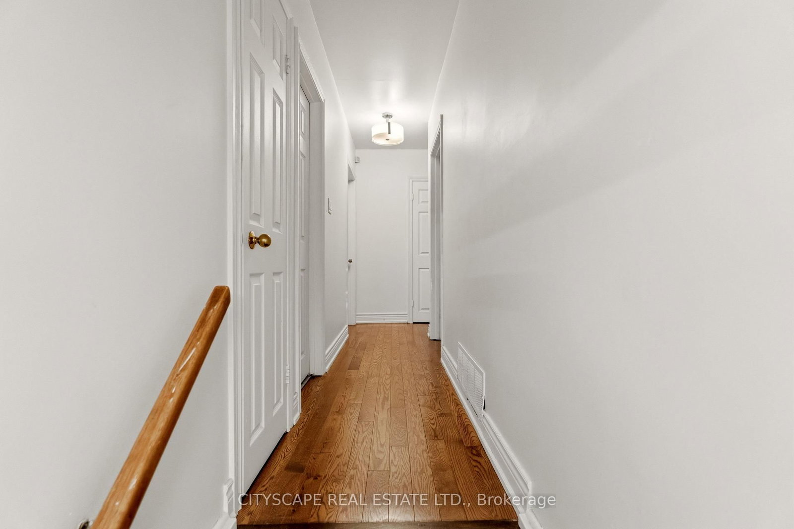 12 Vanderbrent Crescent • Toronto, ON photo 14