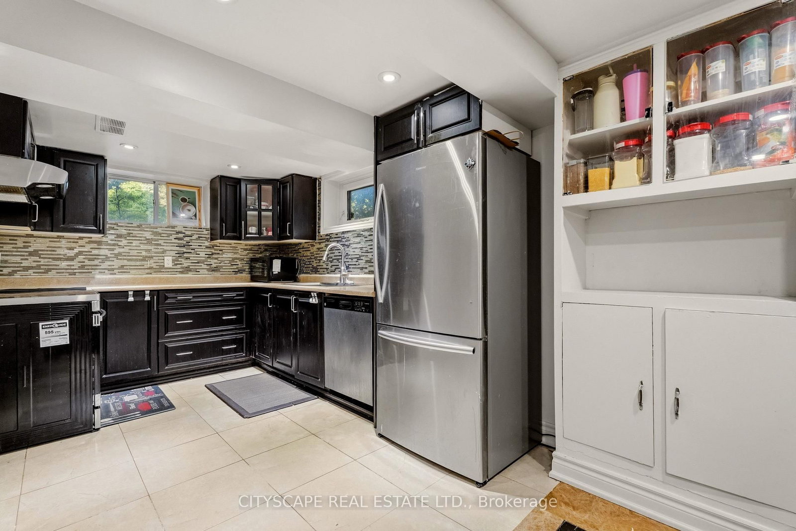 12 Vanderbrent Crescent • Toronto, ON photo 27