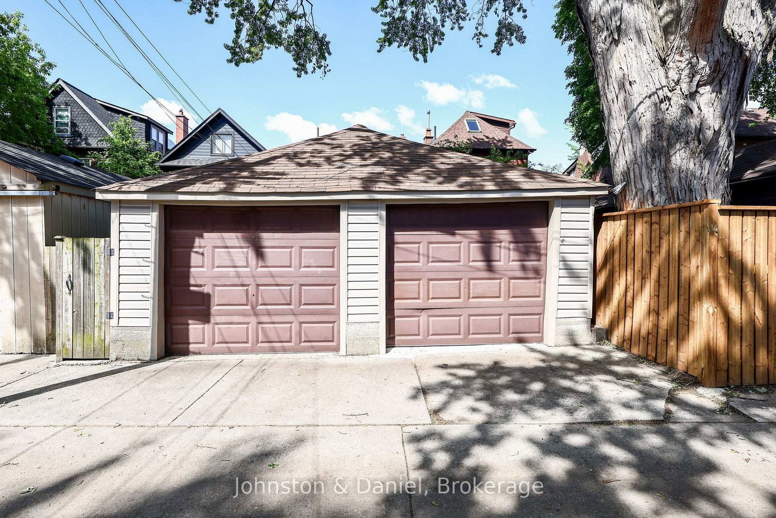 553 Runnymede Road • Toronto, ON photo 33