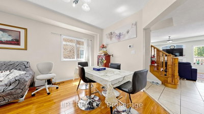 30 RANCHERO Drive • Brampton, ON photo 3