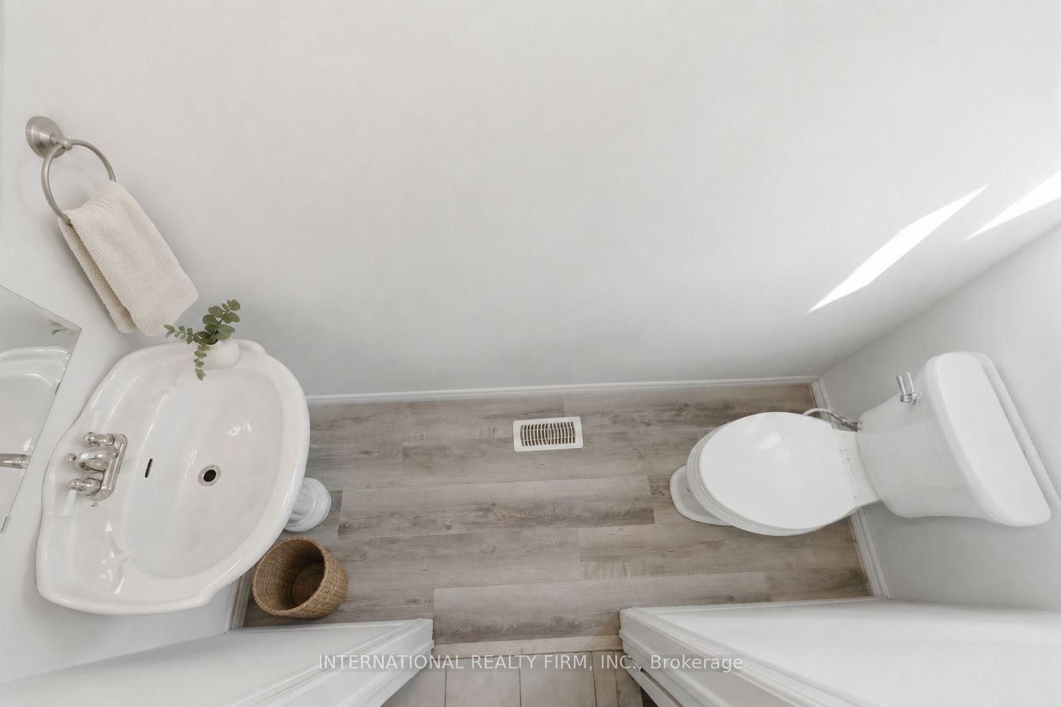48 De Rose Avenue • Caledon, ON photo 12