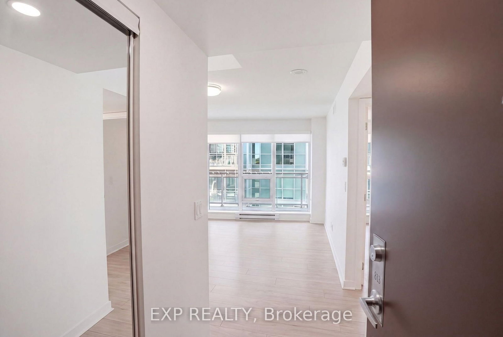 155 Legion Road N • #813 • Toronto, ON photo 5