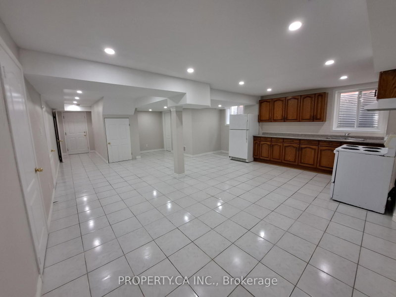 Bsmt - 135 Sunny Meadow Boulevard