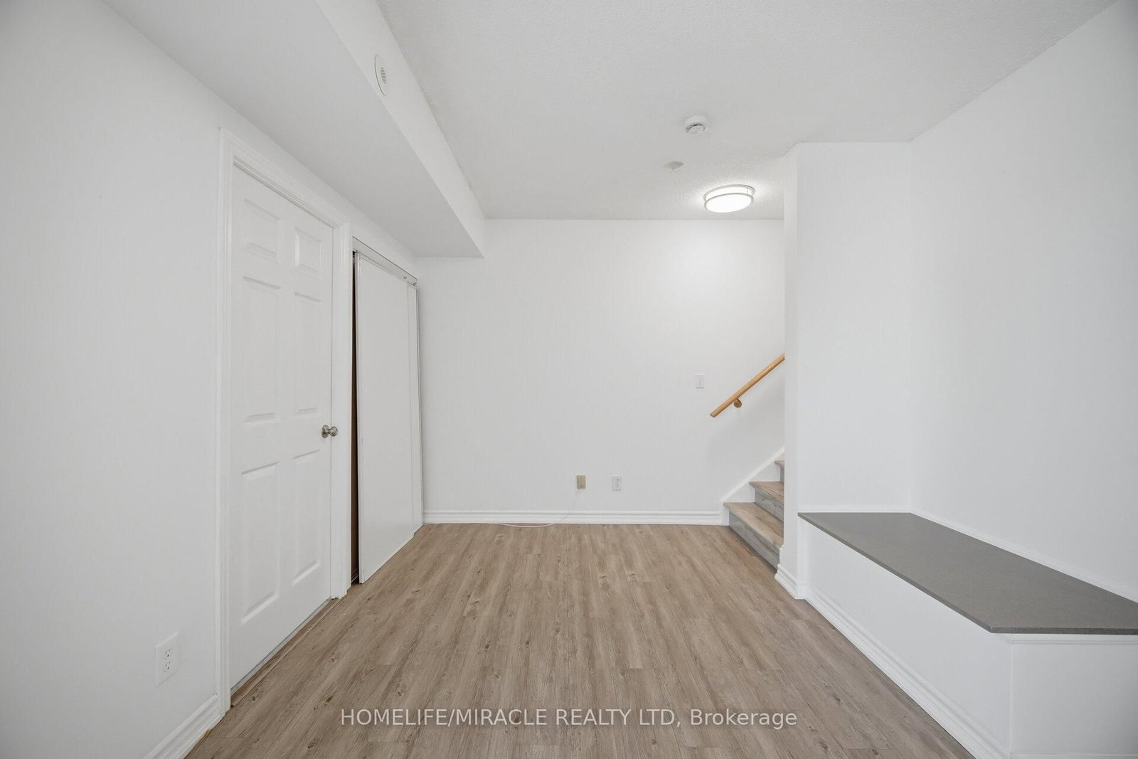 3049 Finch Avenue W • #2002 • Toronto, ON photo 12