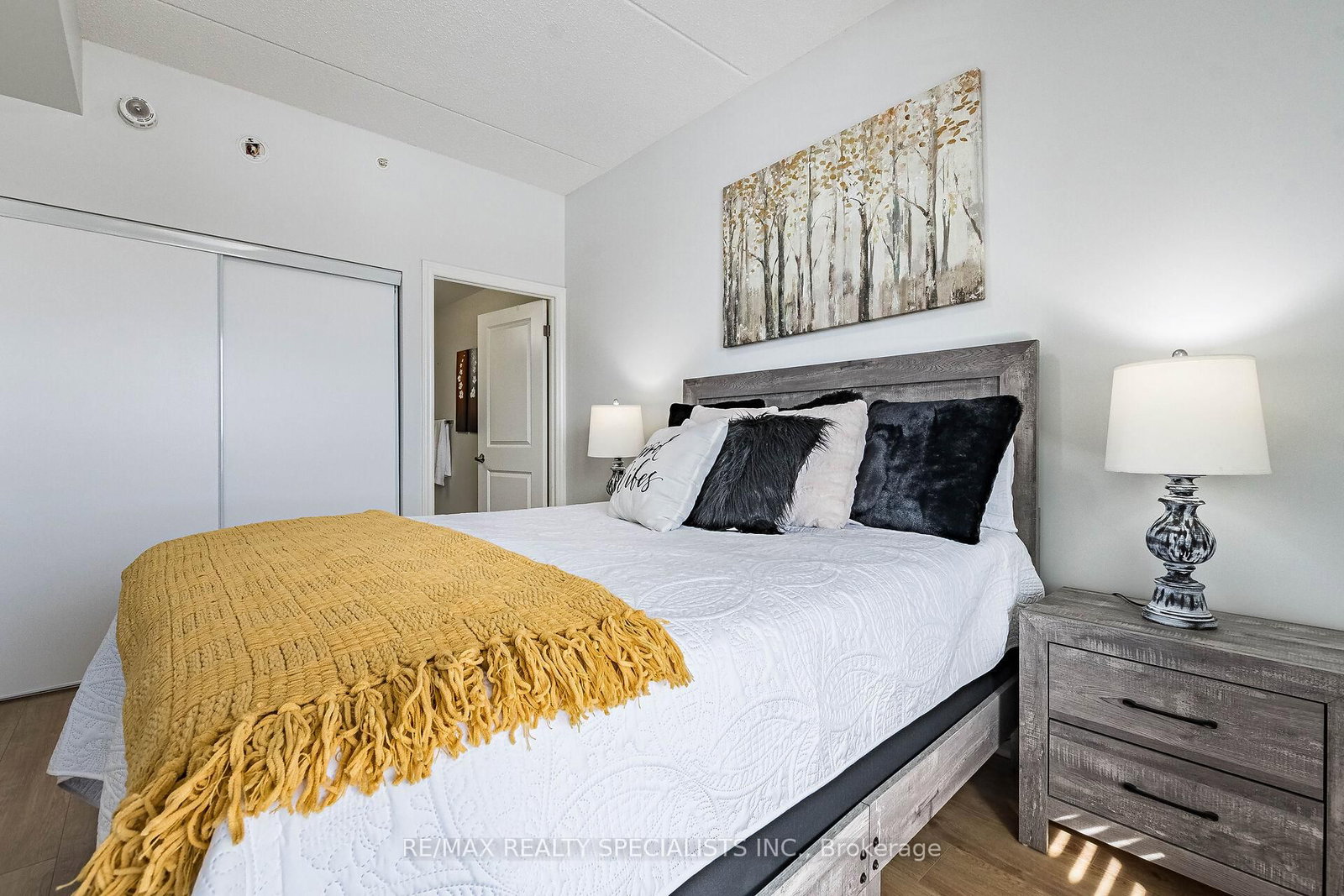 640 Sauve Street • #221 • Milton, ON photo 21