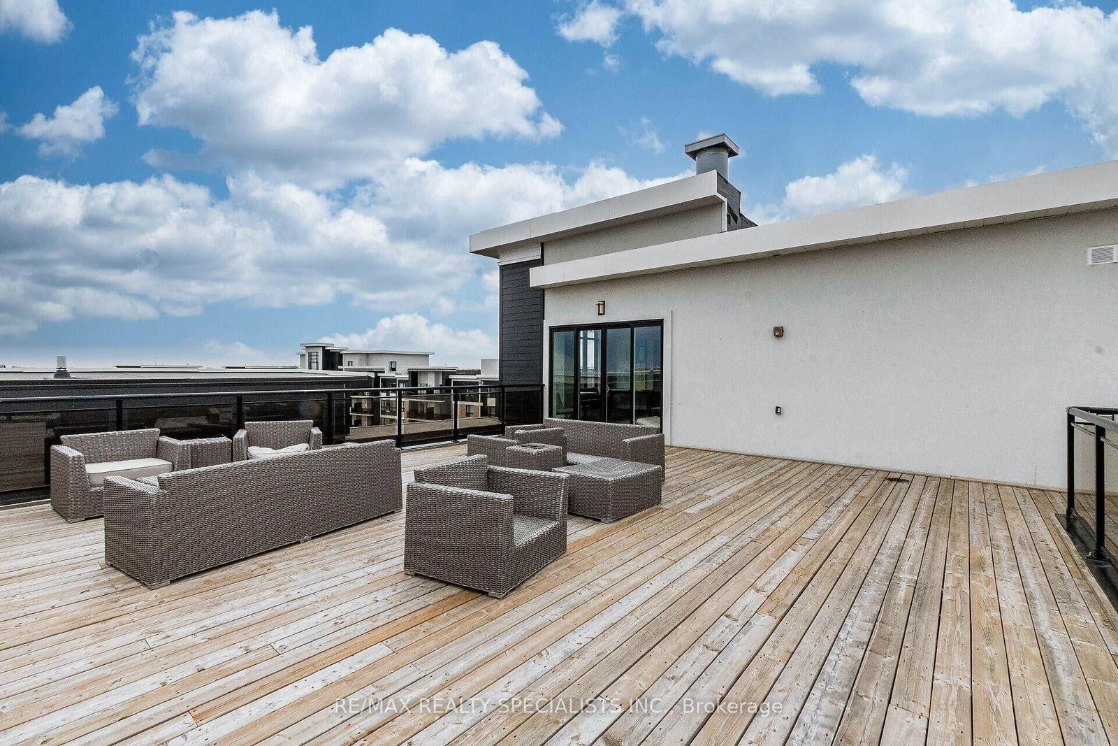 640 Sauve Street • #221 • Milton, ON photo 35