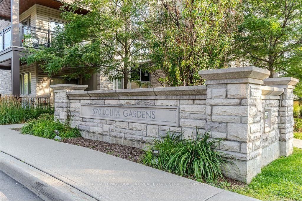 218-570 Lolita Gdns, Mississauga, view 18