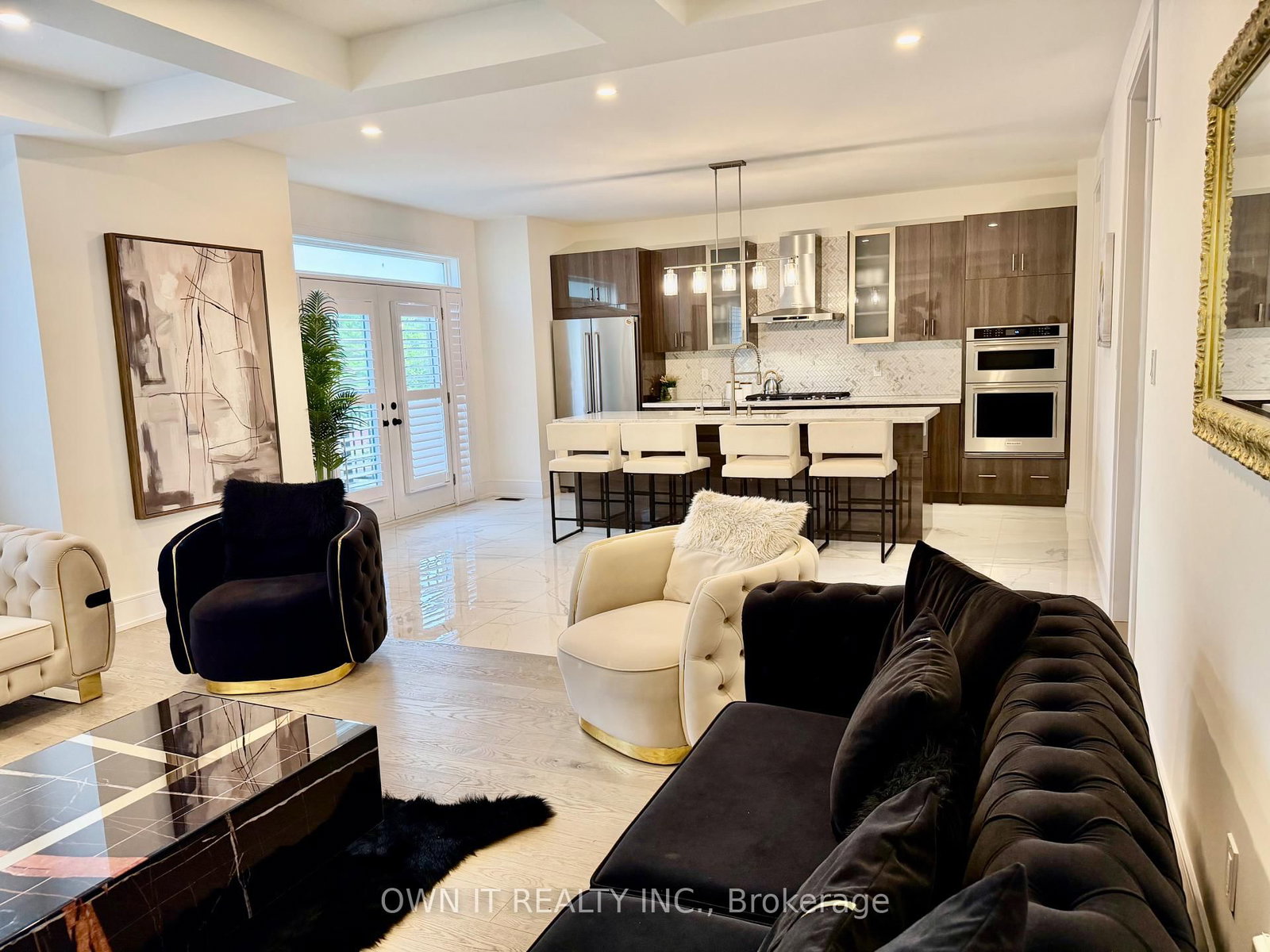 33 Lost Canyon Way • Brampton, ON photo 10