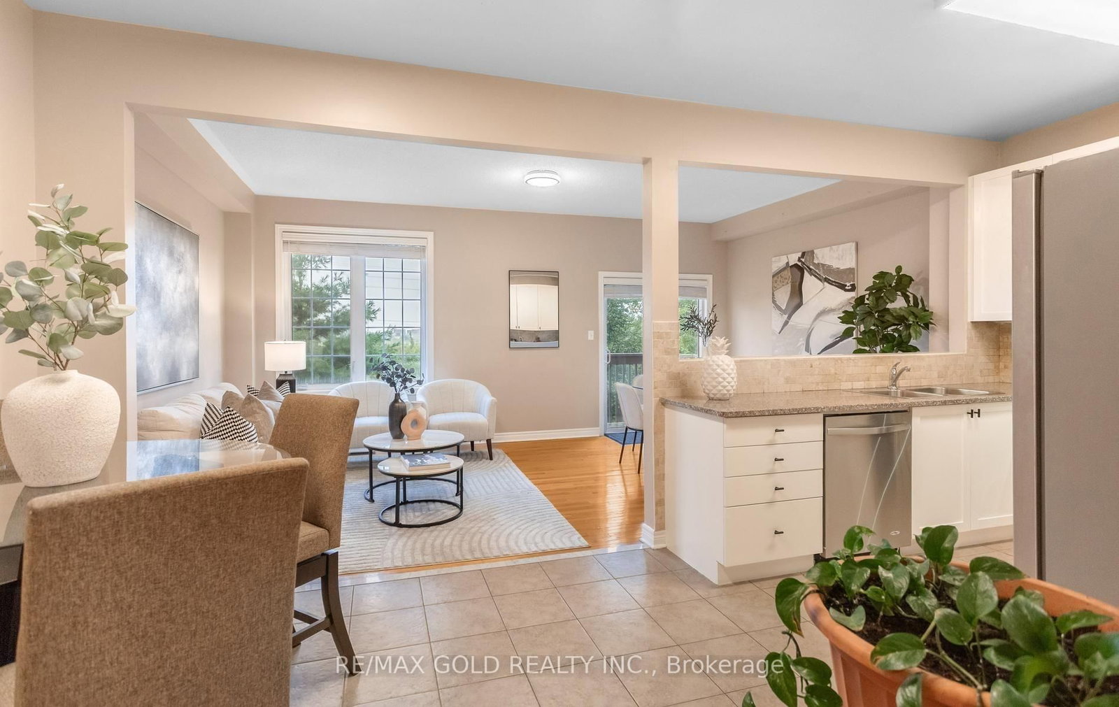408 Bessborough Drive • Milton, ON photo 14