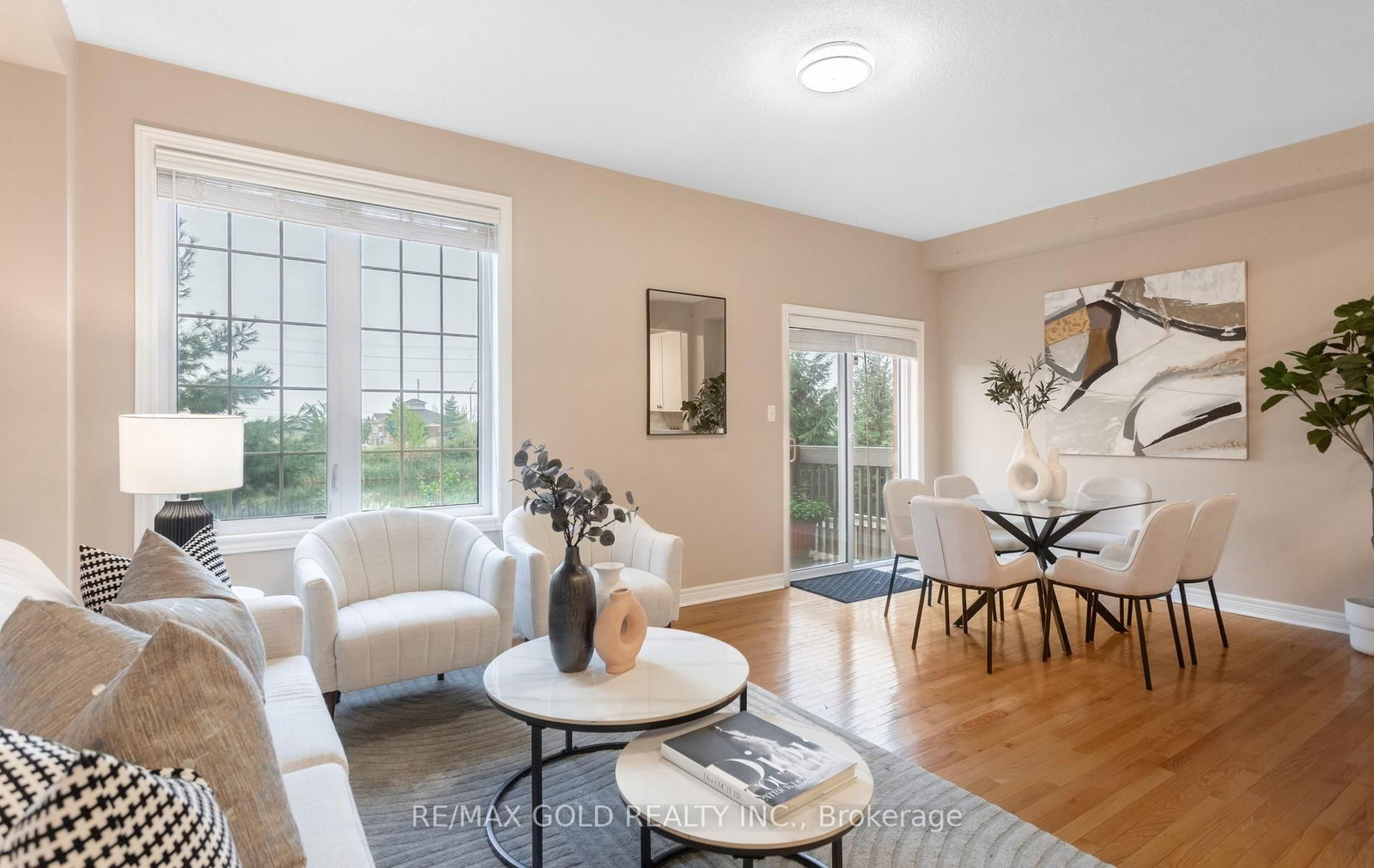 408 Bessborough Drive • Milton, ON photo 16