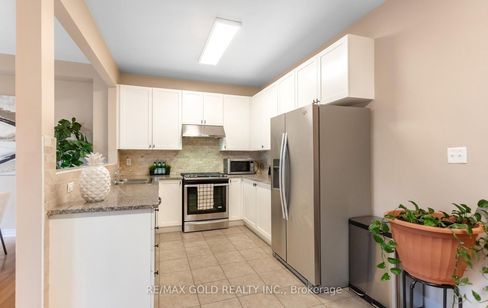408 Bessborough Drive • Milton, ON photo 27